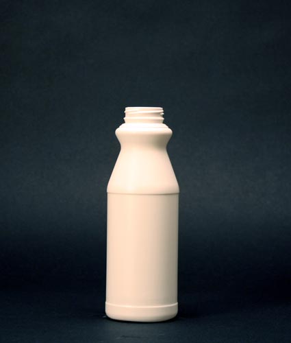 32OZ WHITE DAIRY ROUND HDPE WITH 38MM NECK