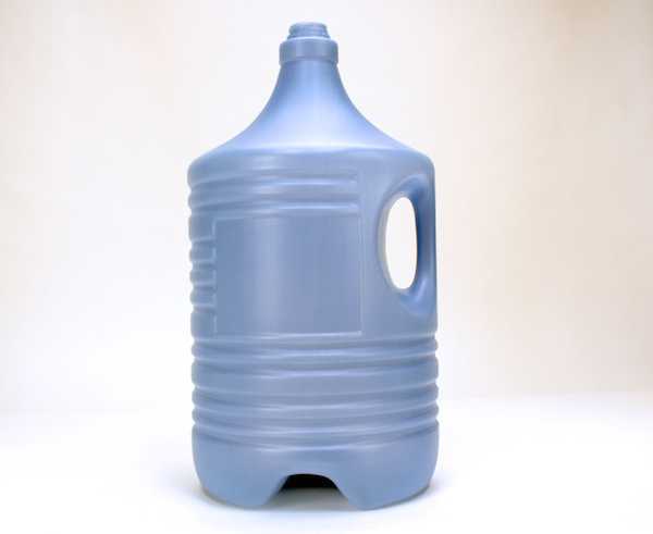 3GALLON WHITE HANDLE ROUND HDPE WITH 38MM NECK