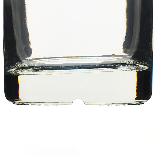 1.75LITER FLINT ARIZONA SPIRITS SCREW NECK ROUND GLASS WITH 33-400 NECK FINISH-detail image
